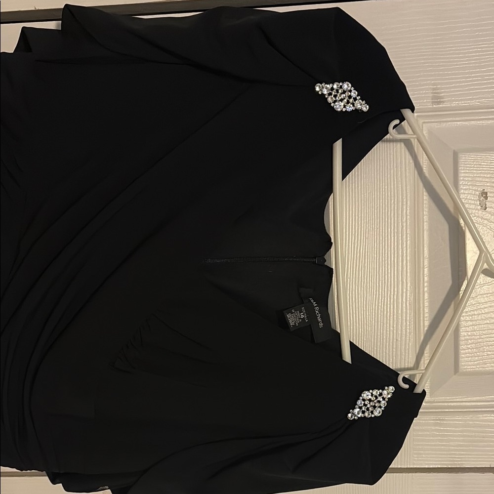 Elegant Black Evening Romper - Picture 2 of 3